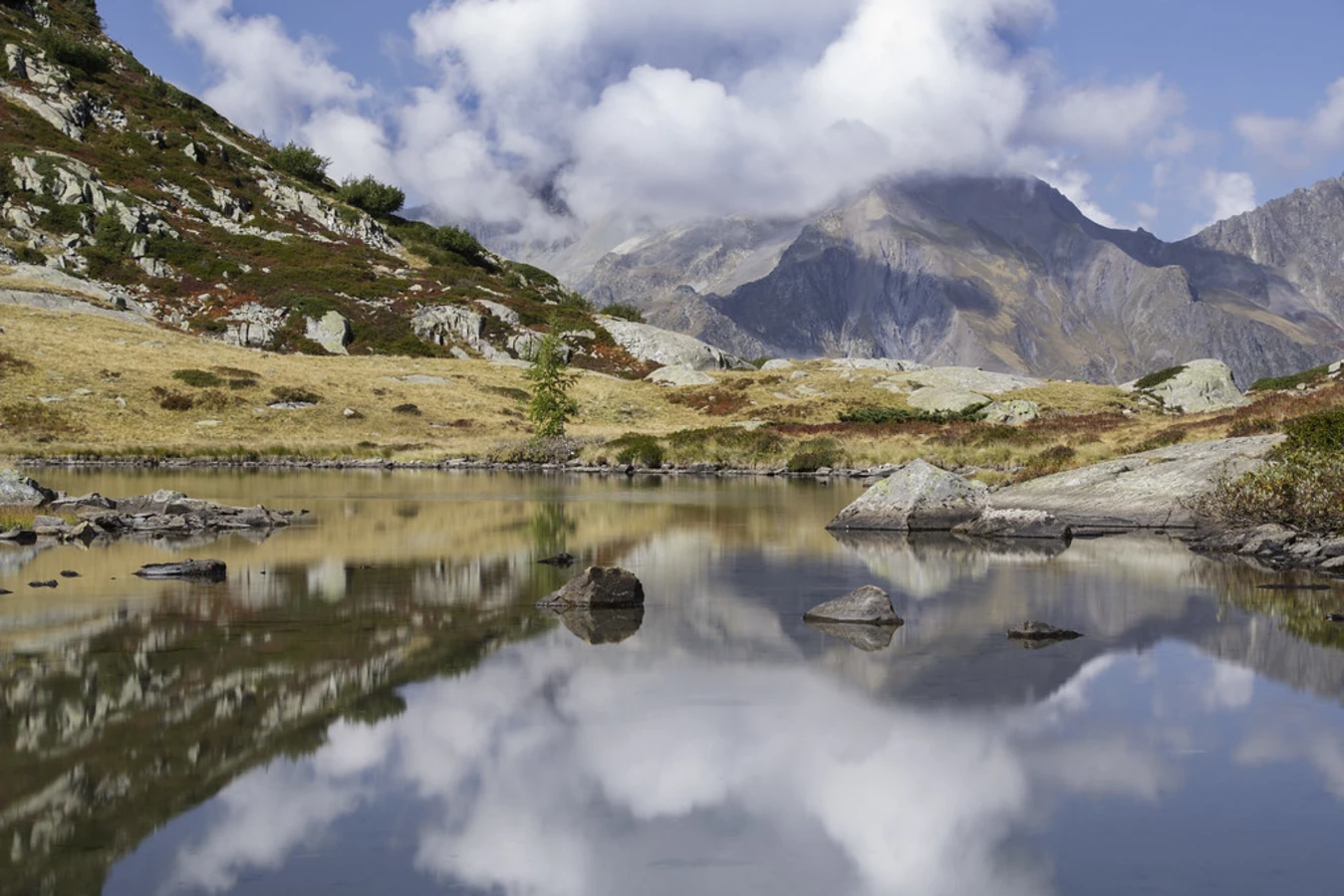 Lacs de Pétarel, France