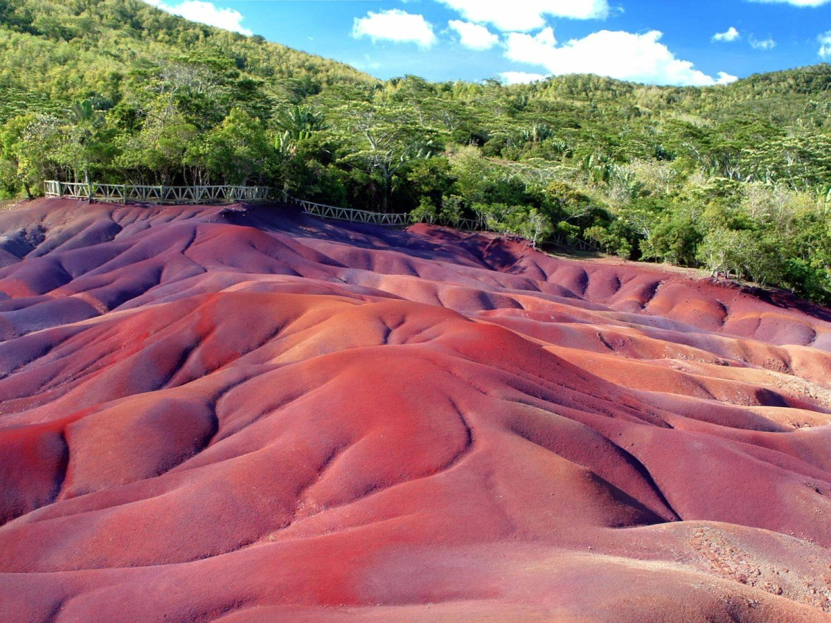 Terre des 7 Couleurs, Maurice