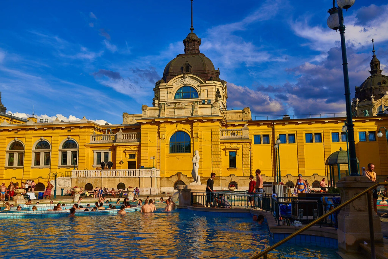 Thermes Szechenyi, Hongrie