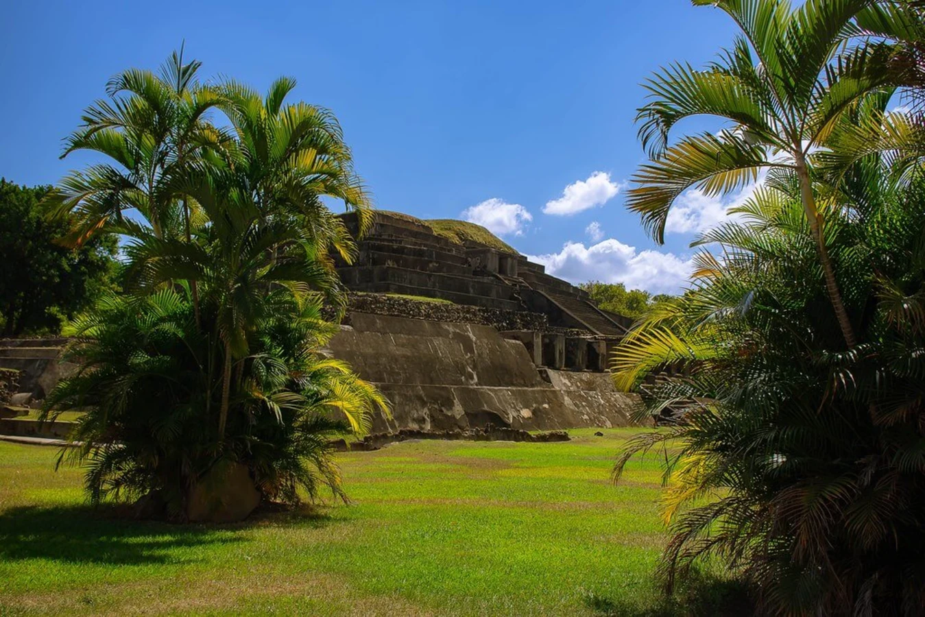 Tazumal, Salvador
