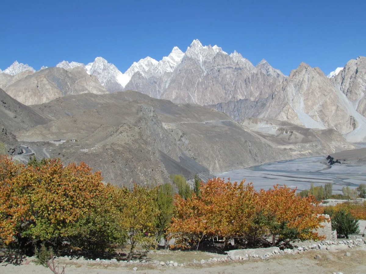 Hussaini, Pakistan