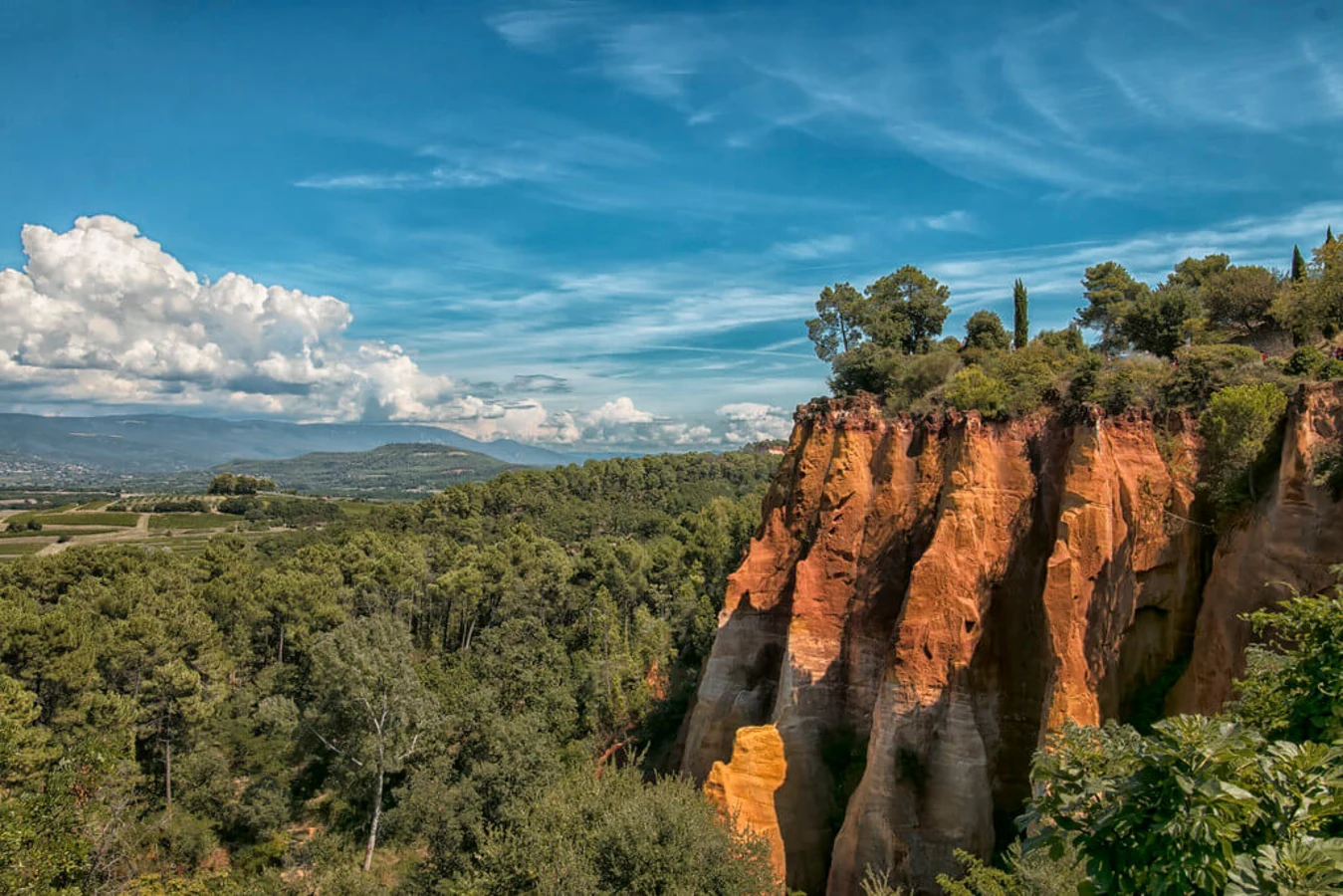 Sentier des Ocres, France