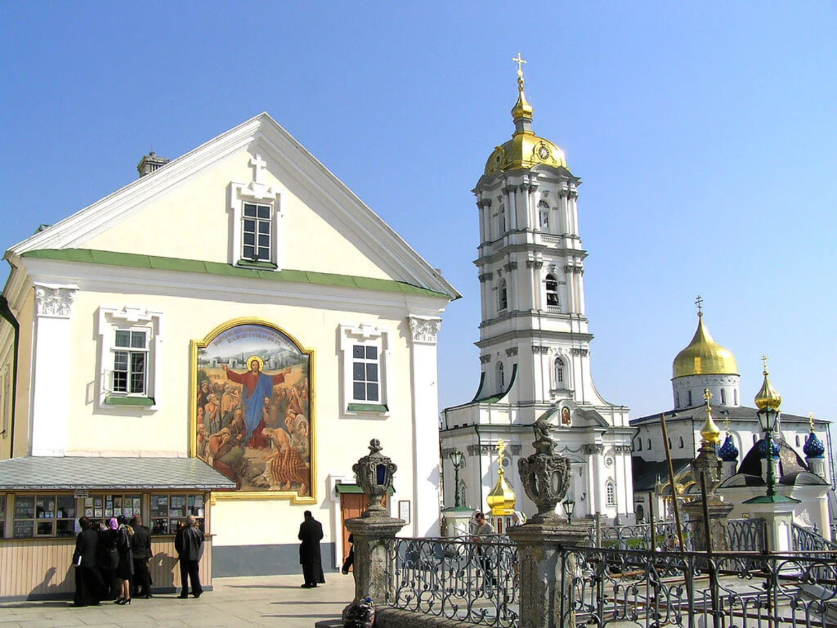 Laure de Potchaïv, Ukraine