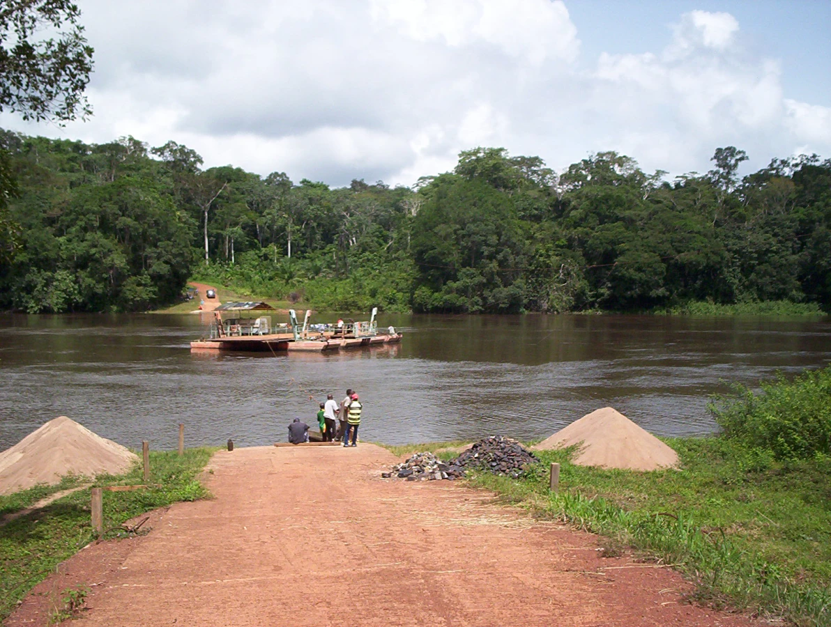 Rivière Dja, Cameroun, République du Congo