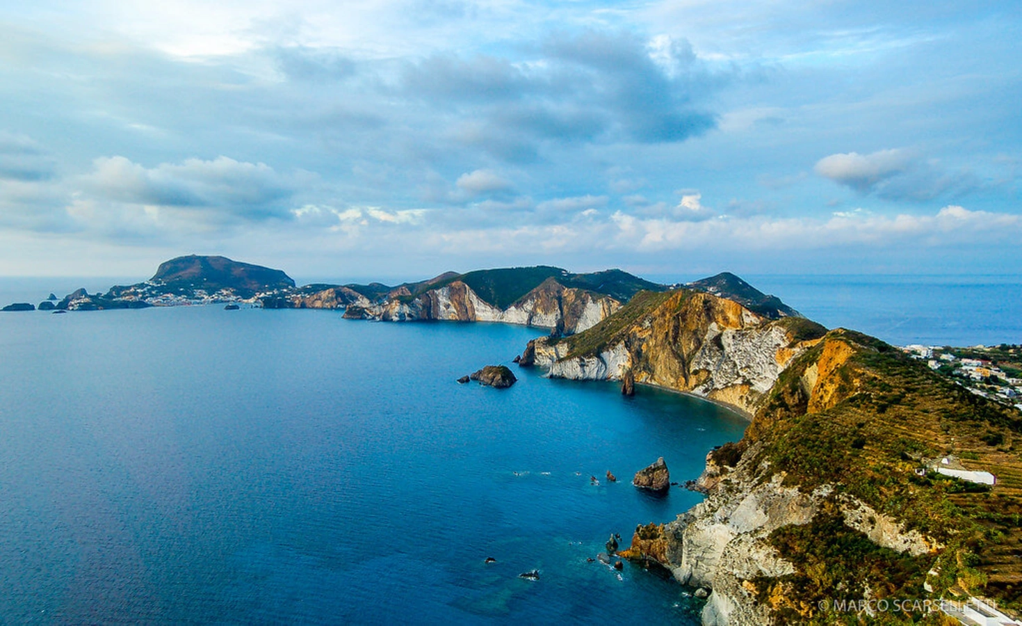 Îles Pontines, Italie