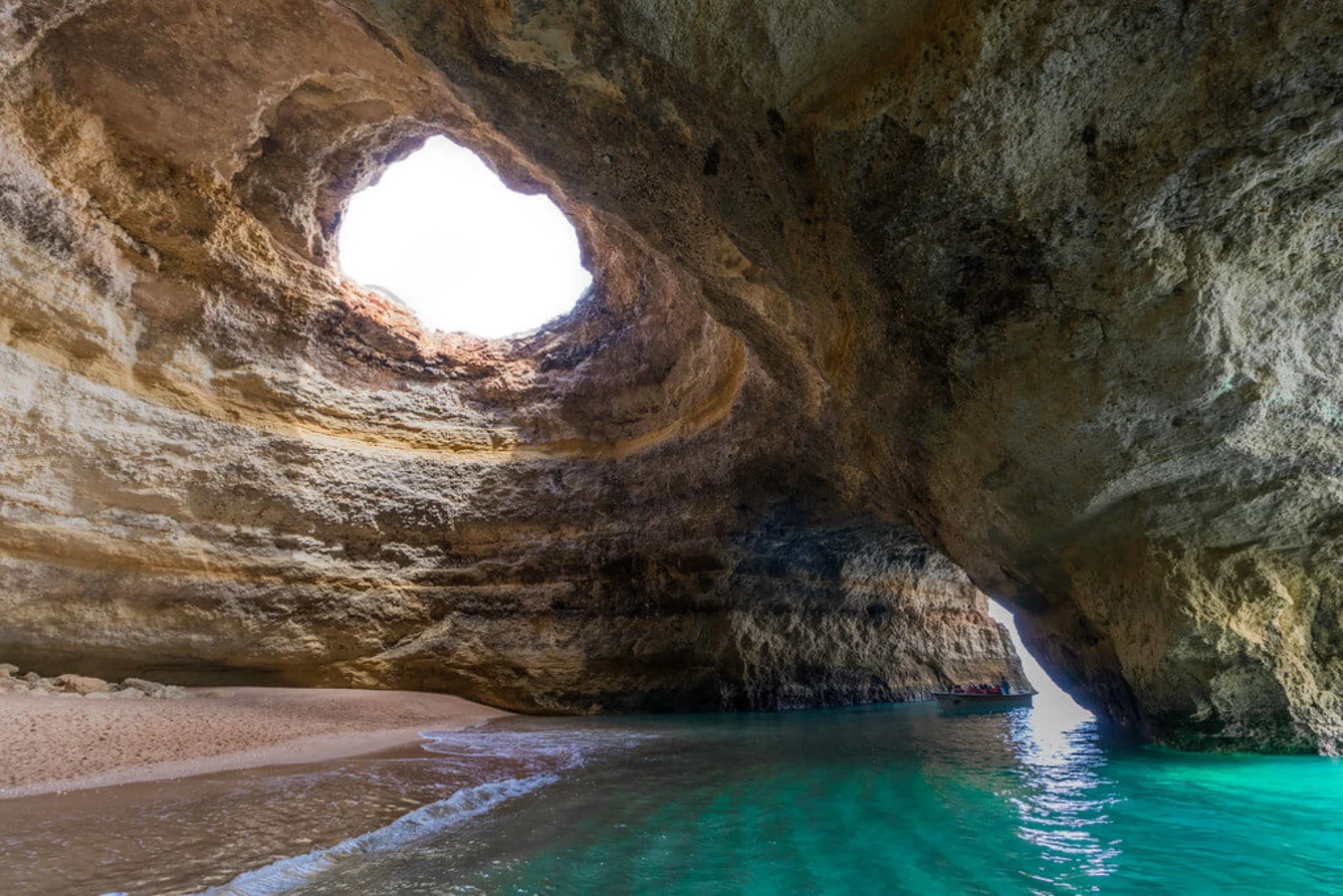 Algar de Benagil, Portugal