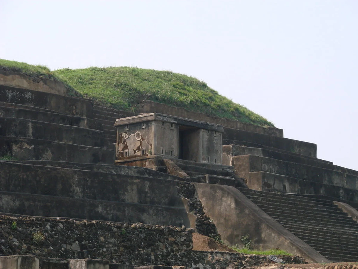 Tazumal, Salvador