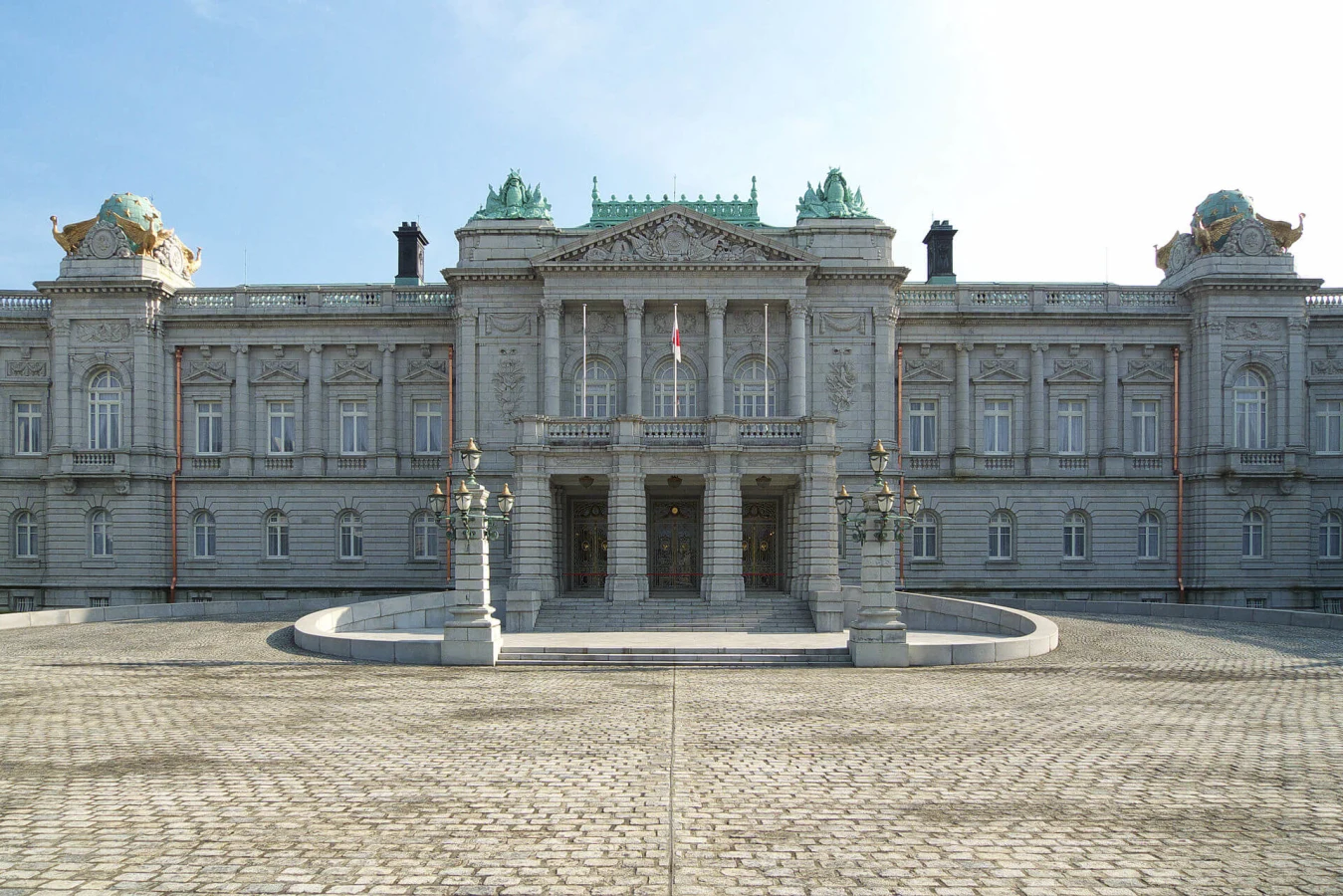 Palais d'Akasaka, Japon