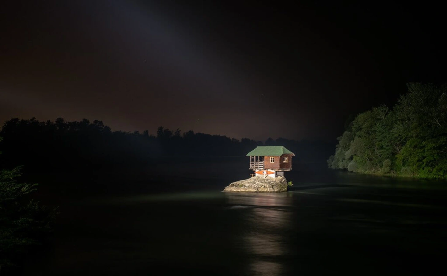 Drina river house, Serbie