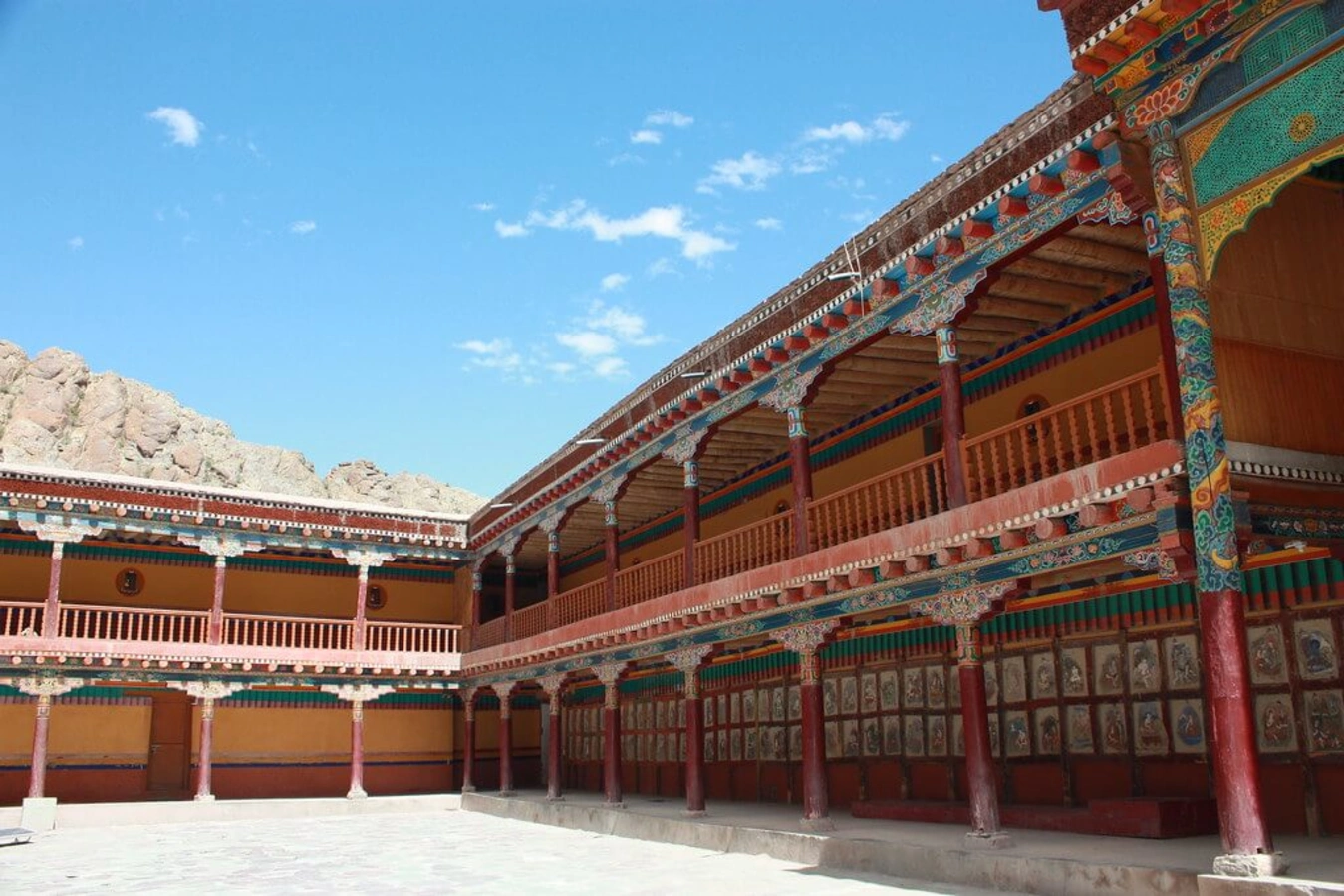 Monastère d'Hémis, Inde