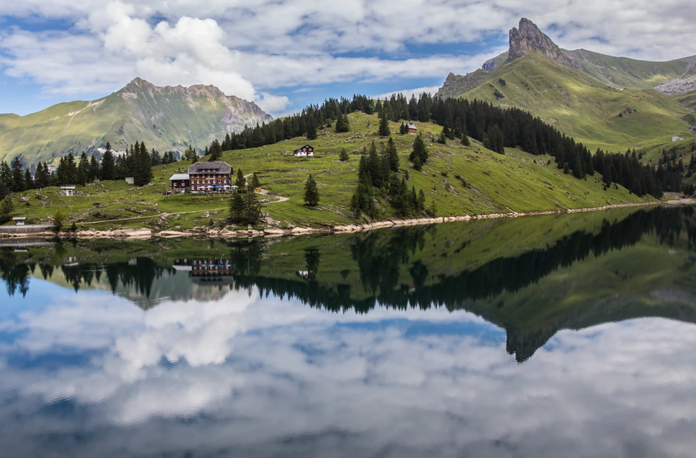 Lac de Bannalp, Suisse