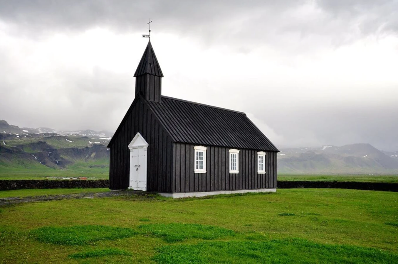 Budakirkja, Islande