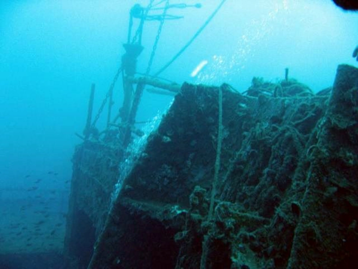 Épave du MT Haven, Italie