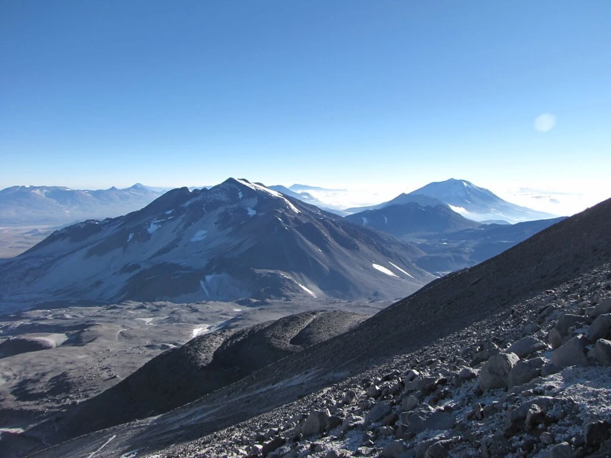 Nevado Ojos Del Salado, Argentine, Chili