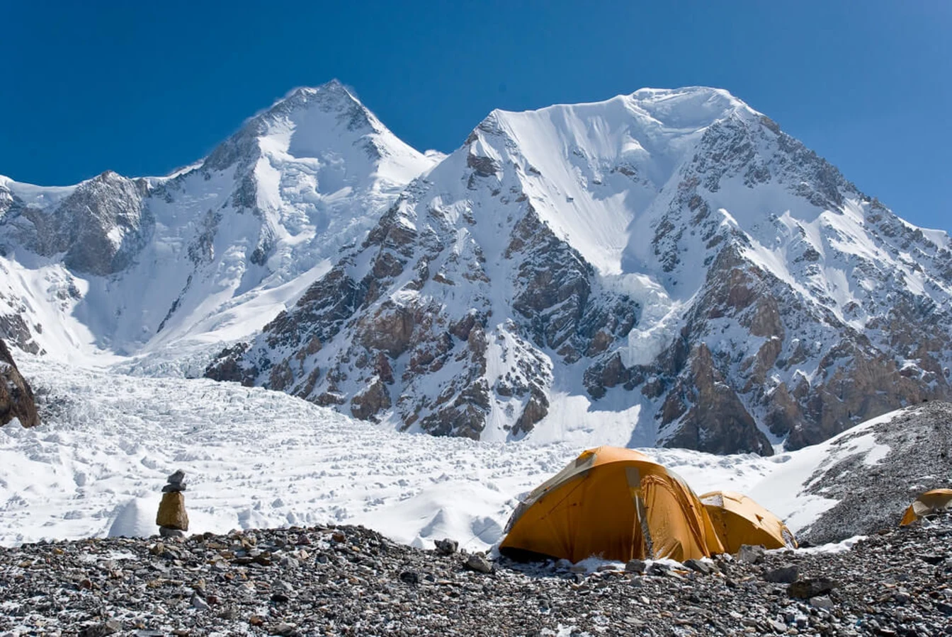 Gasherbrum I, Pakistan, Chine