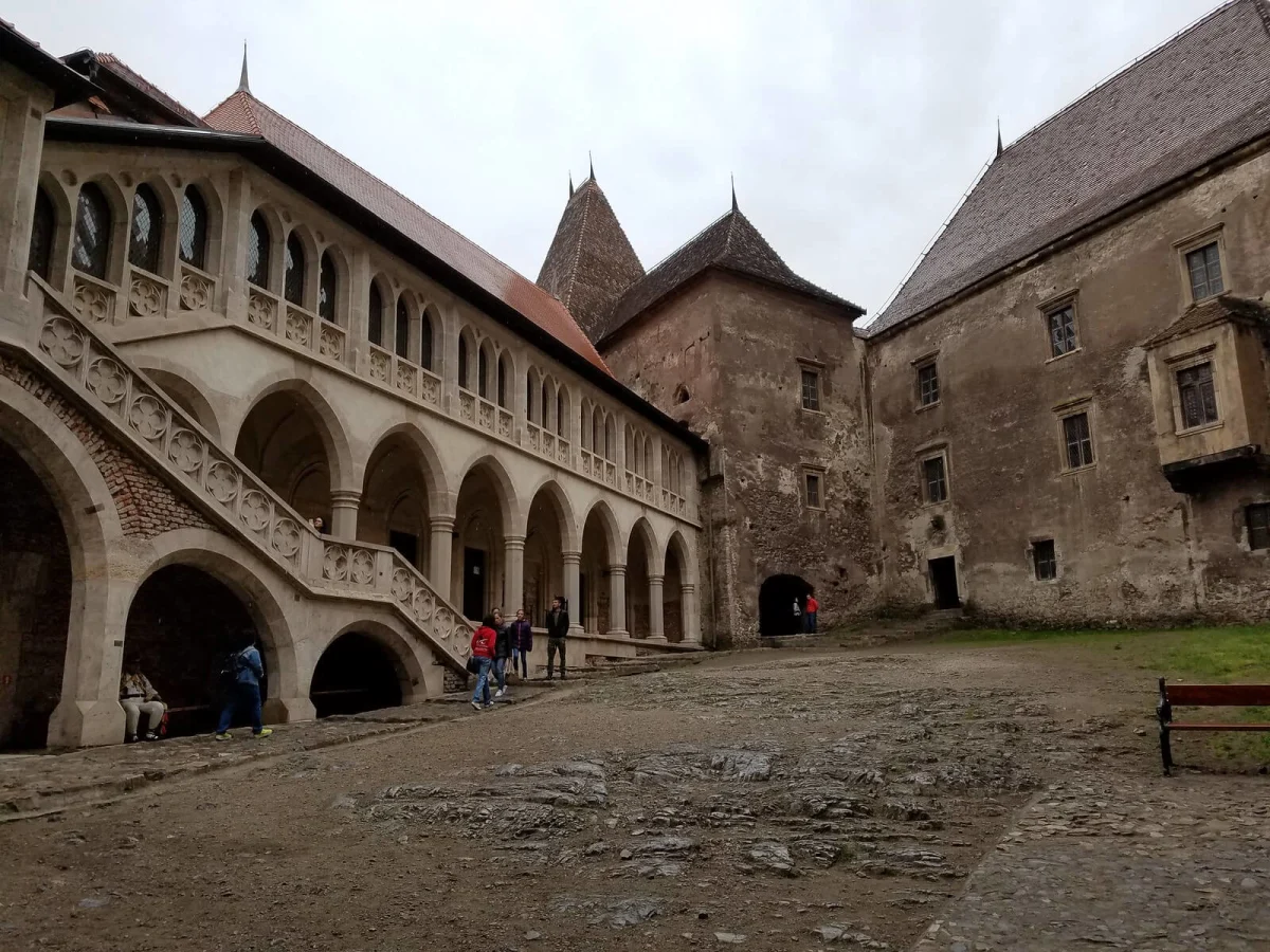 Château des Corvins, Roumanie