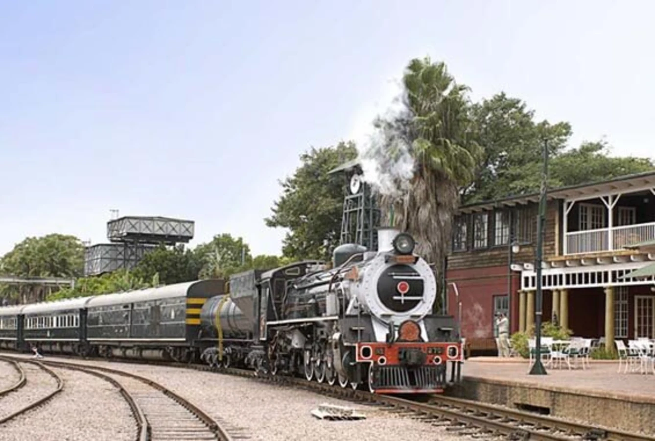 Rovos Rail, Afrique du Sud, Afrique du Sud, Afrique du Sud, Afrique du Sud, Afrique du Sud, Zimbabwe, Zimbabwe, Zambie, Zambie, Zambie, Zambie, Tanzanie, Tanzanie, Tanzanie, Tanzanie, Botswana, Botswana, Botswana