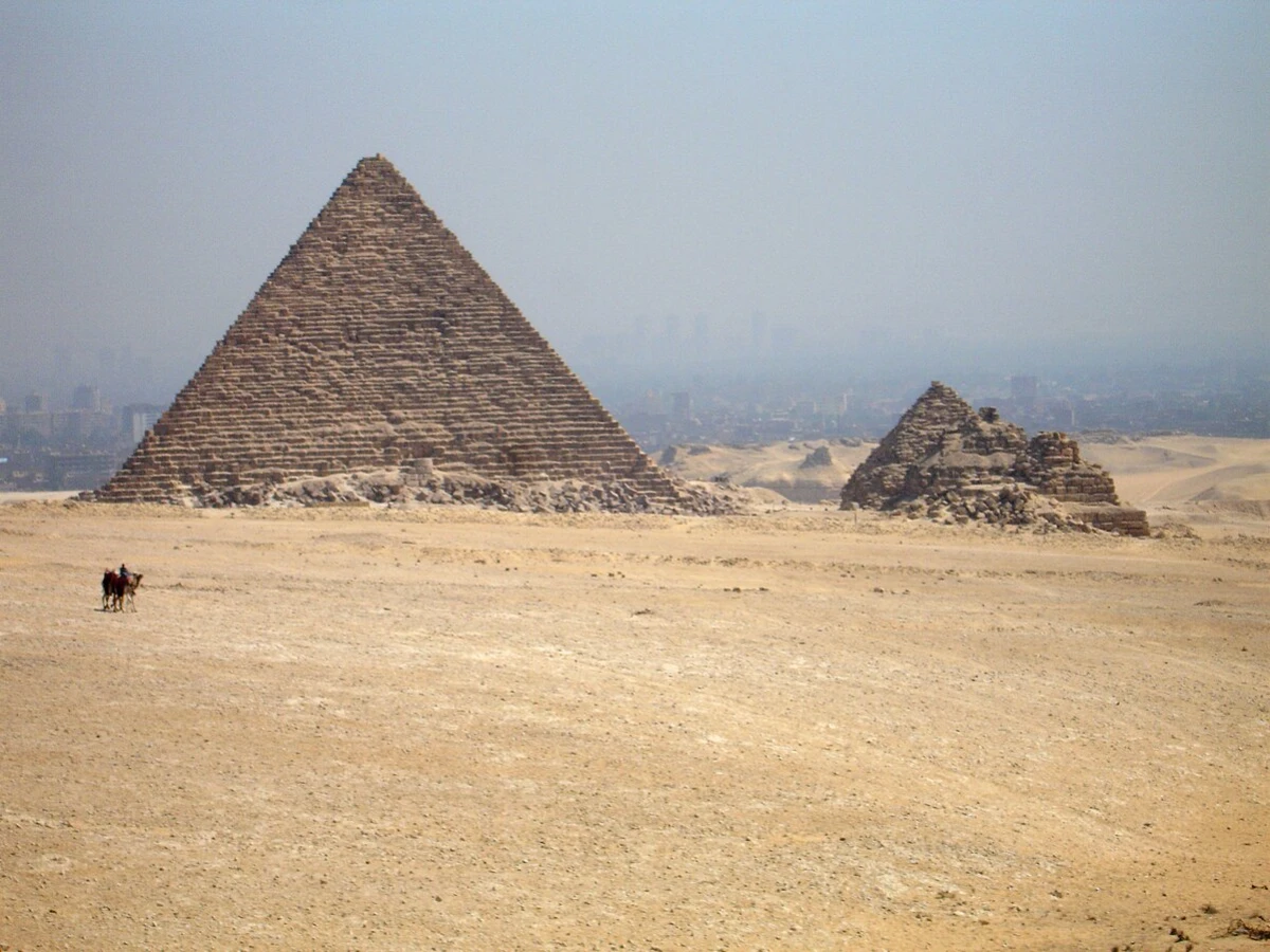 Pyramide de Mykérinos, Égypte