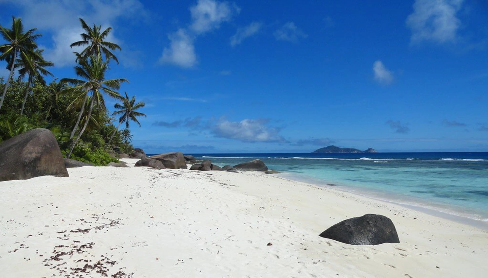 Silhouette, Seychelles