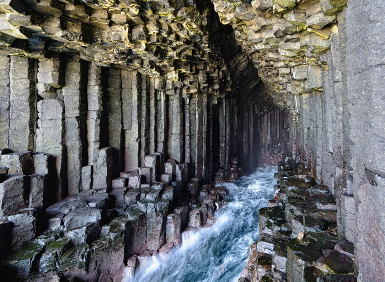 Grotte de Fingal, Écosse
