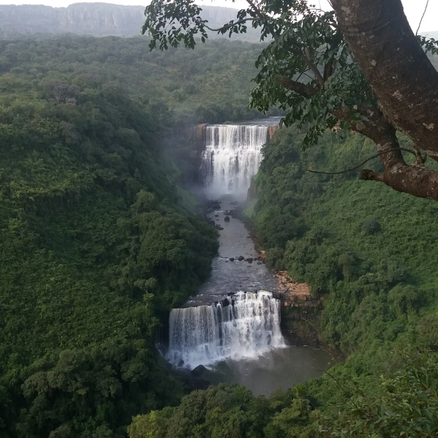 Chute de Kambadaga, Guinée