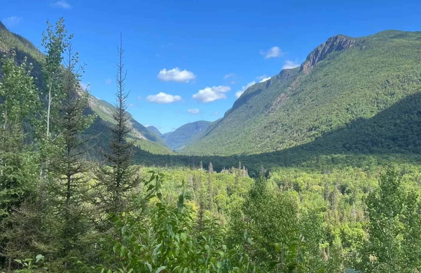 Vallée suspendue, Canada