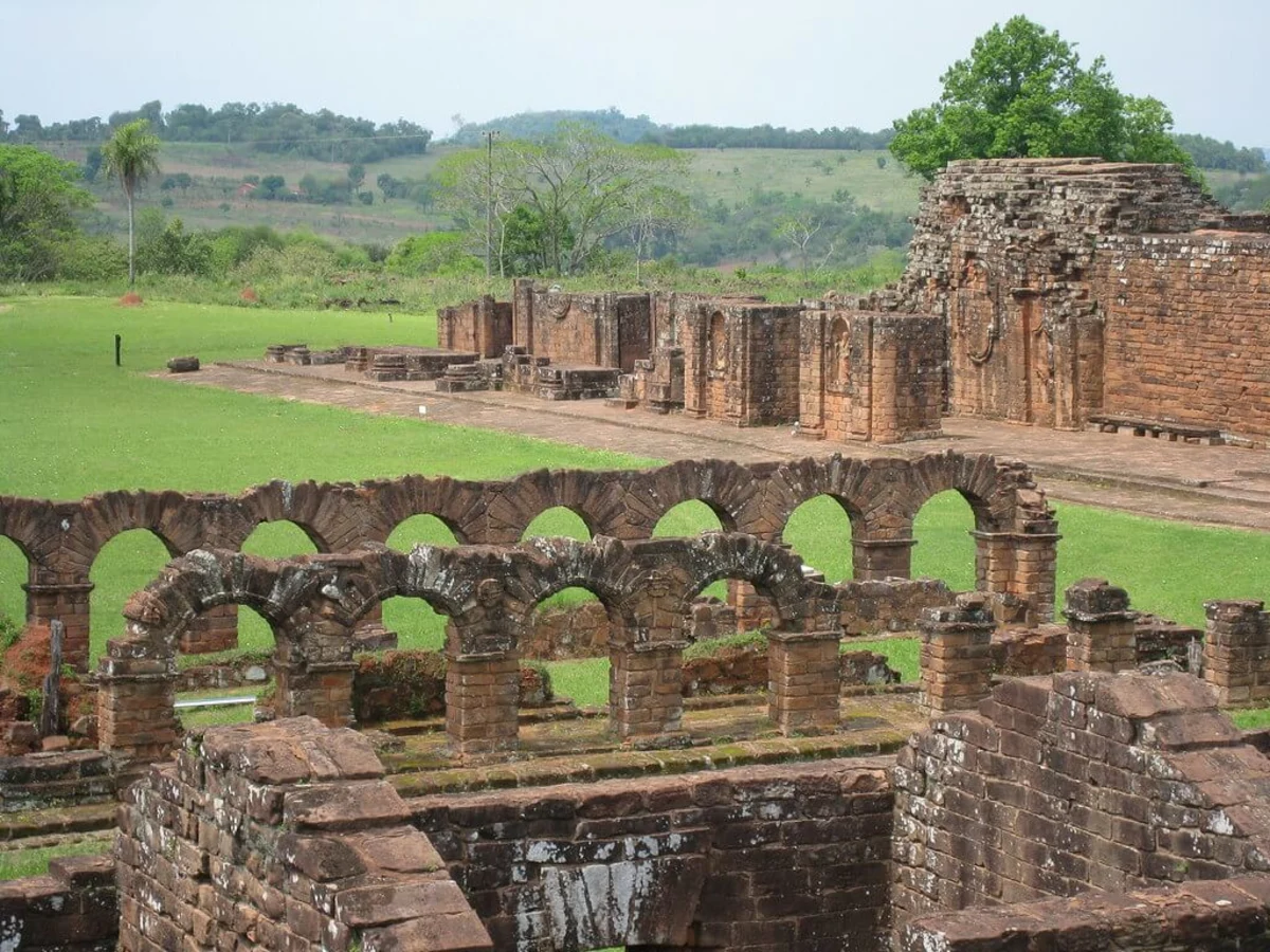 Missions jésuites des Guaranis, Paraguay, Brésil