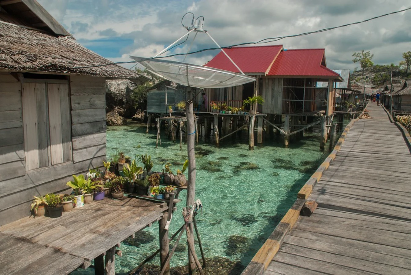 Pulau Papan, Indonésie
