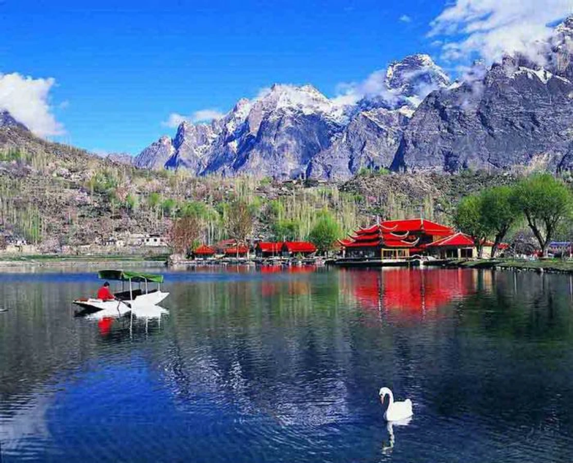 Lac Shangrila, Pakistan