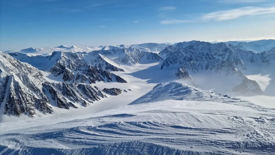 Perriertoppen, Svalbard et Jan Mayen