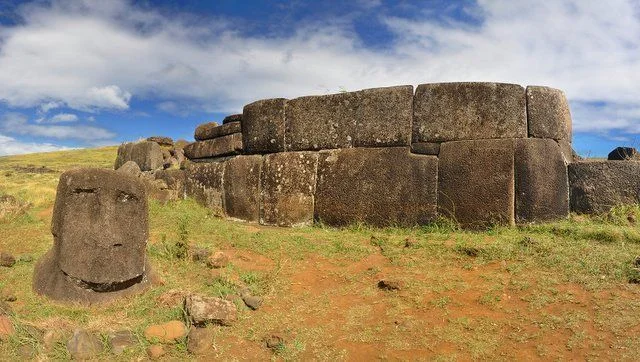 Ahu Vinapu, Chili, Île de Pâques