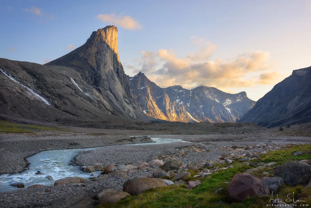 Mont Thor, Canada