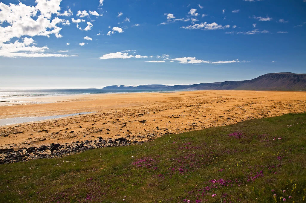 Raudasandur, Islande