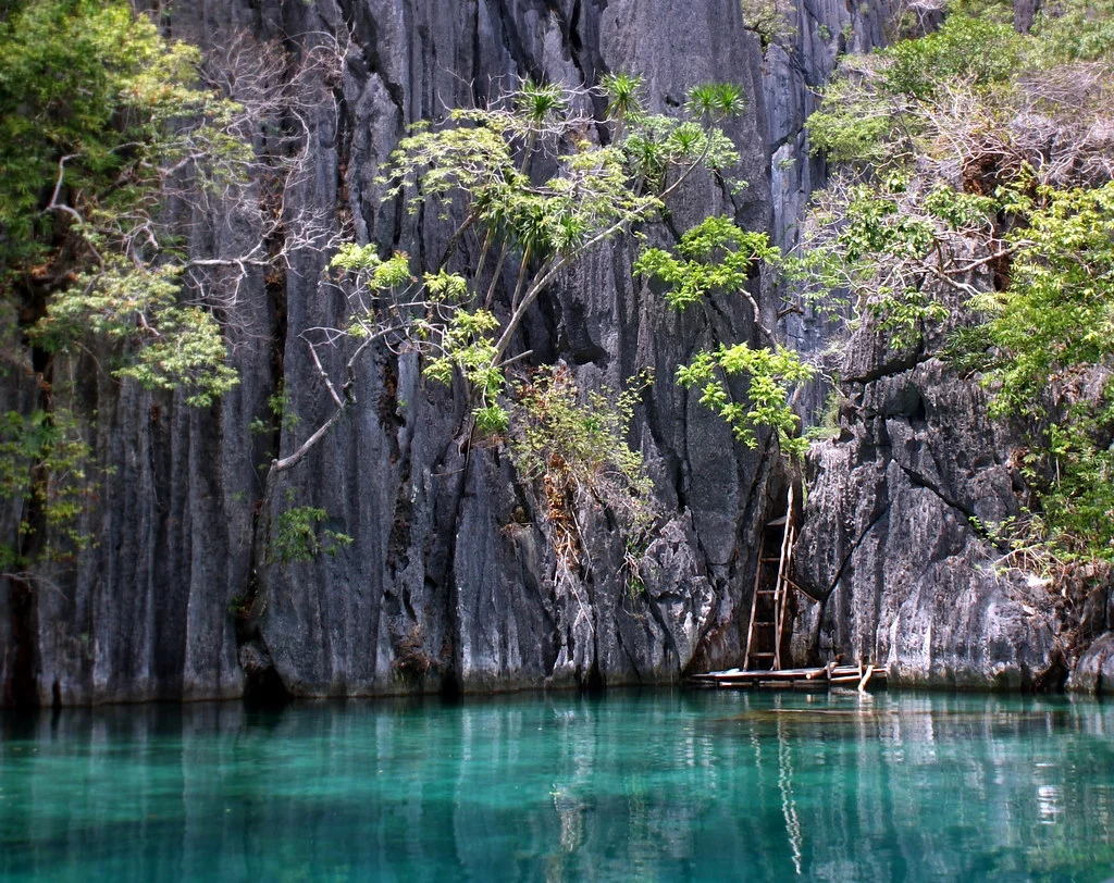 Twin Lagoon, Philippines