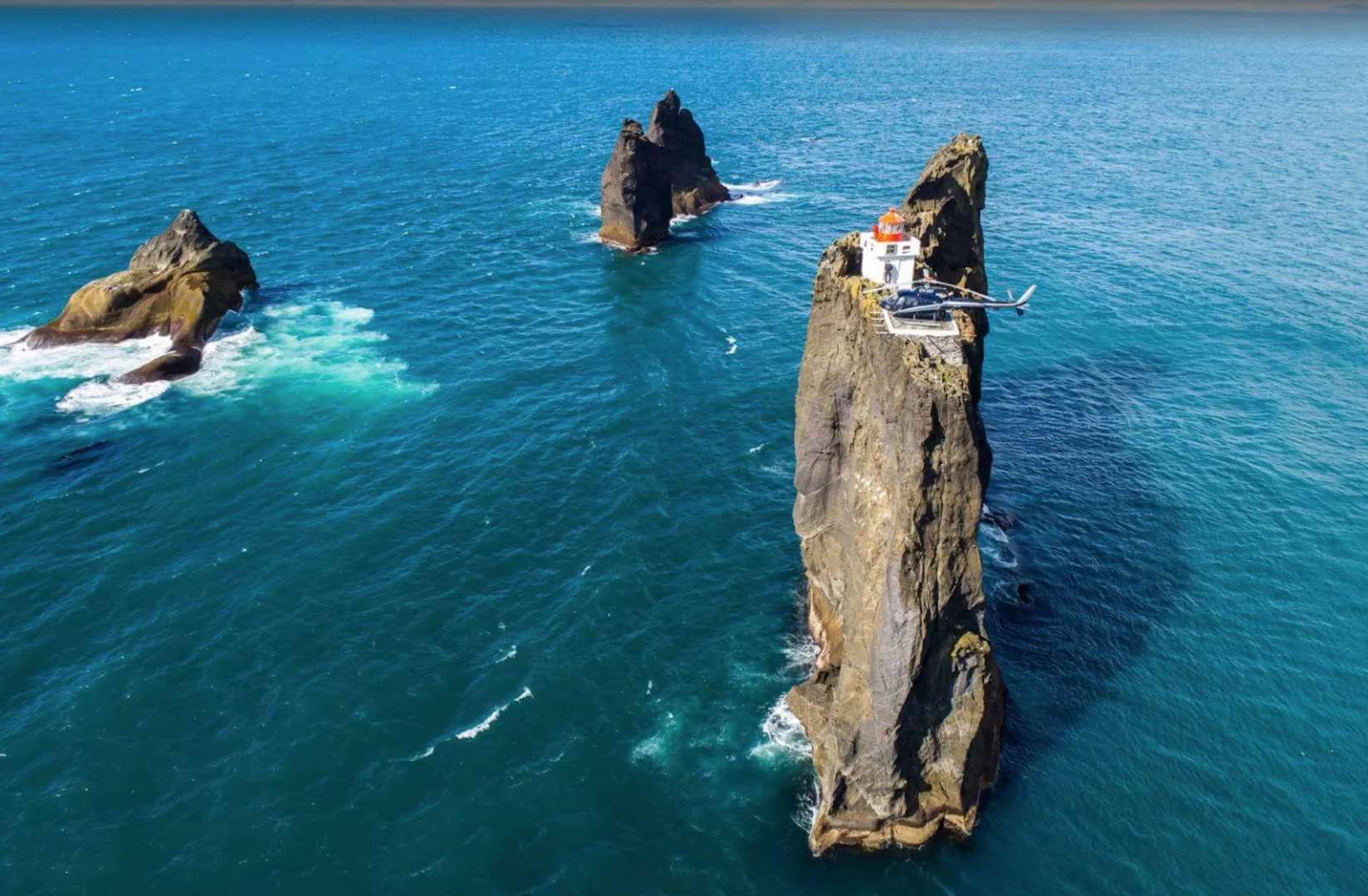 Thridrangar Lighthouse, Islande