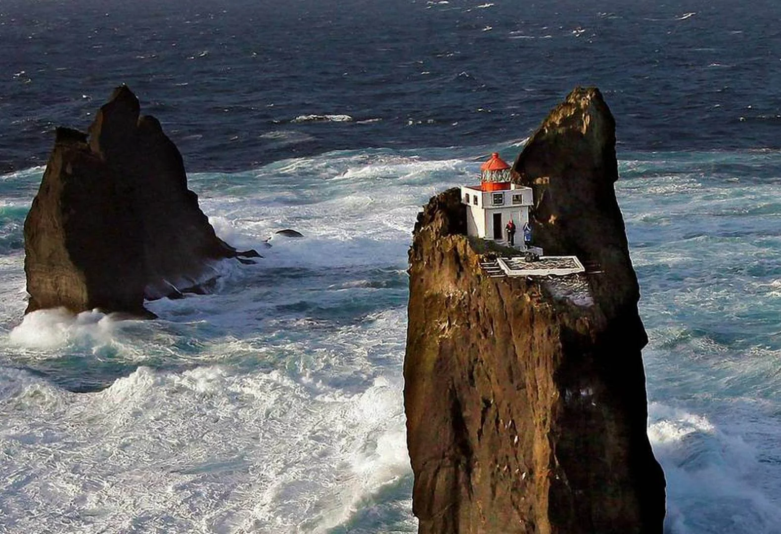 Thridrangar Lighthouse, Islande