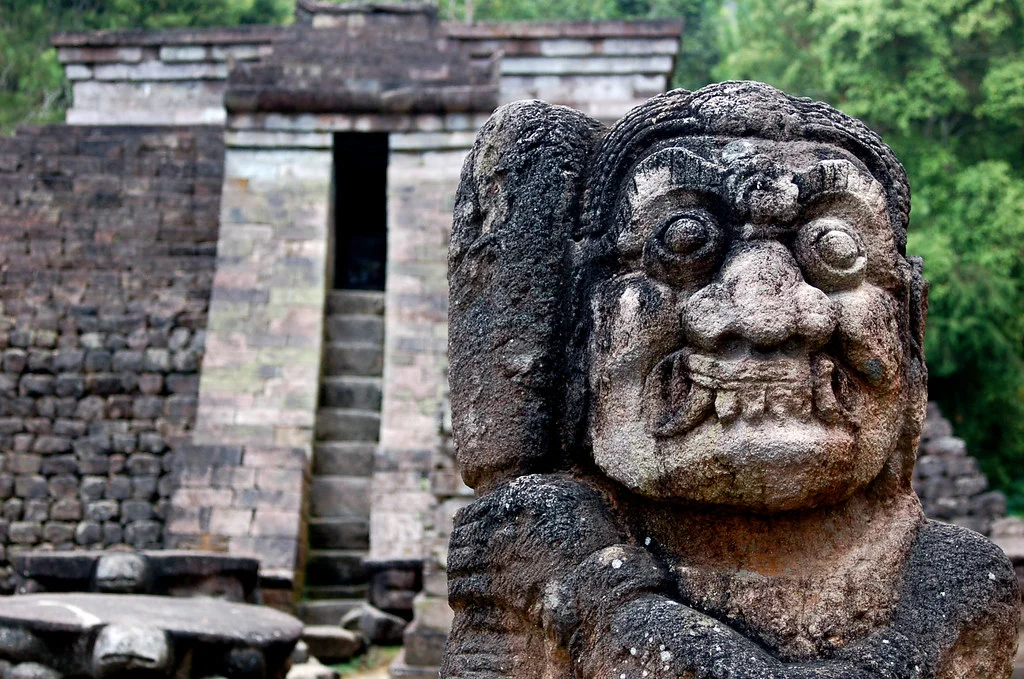 Temple de Sukuh, Indonésie
