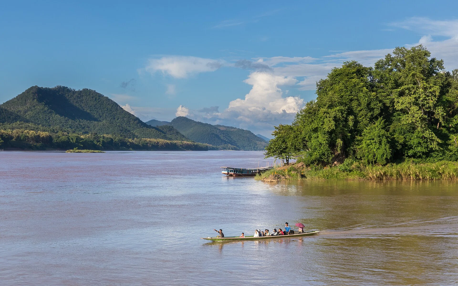 Nam Khan River, Laos