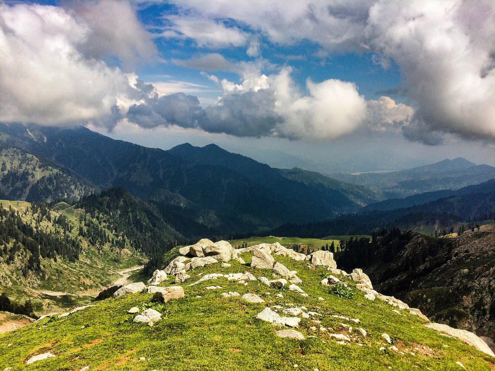 Gabin Jabba, Pakistan