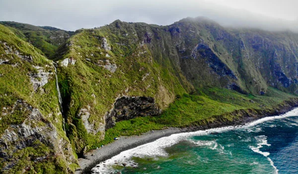 Île Inaccessible, Sainte-Hélène / Ascension / Tristan da Cunha