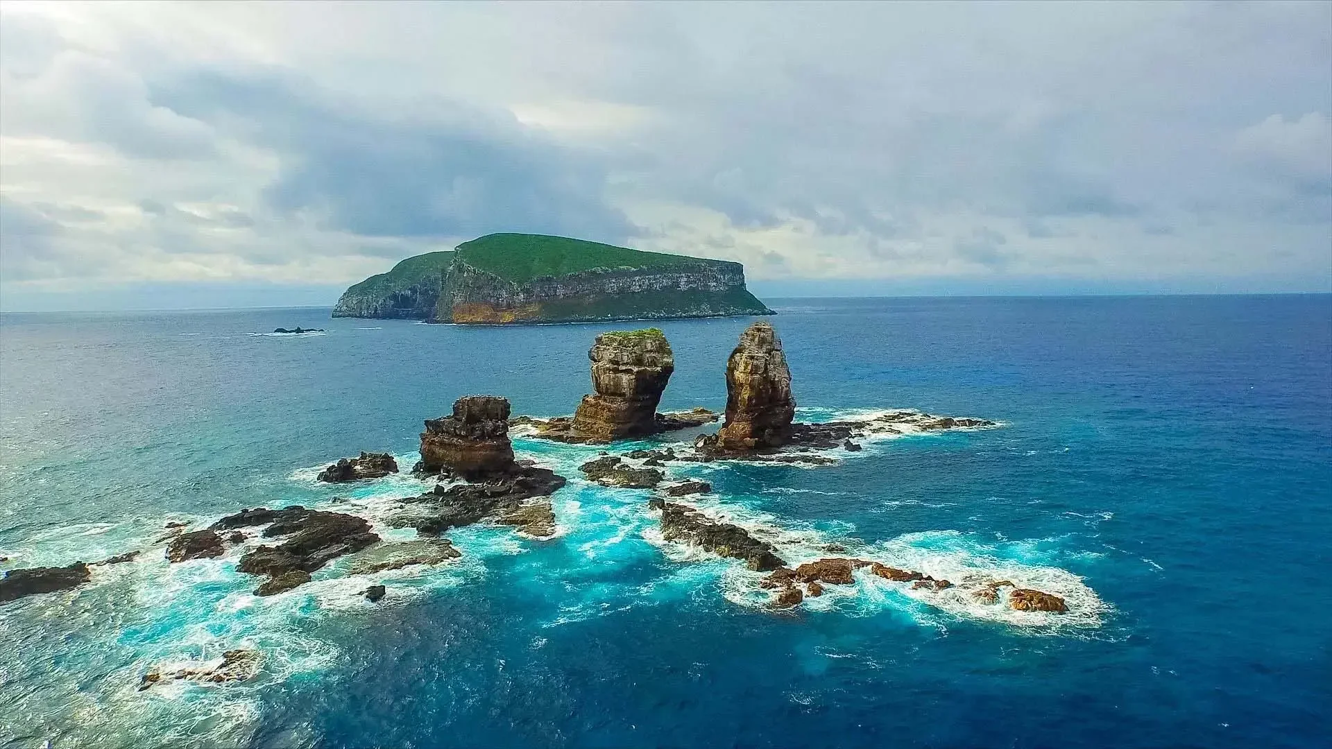 Île Darwin, Équateur, Îles Galápagos