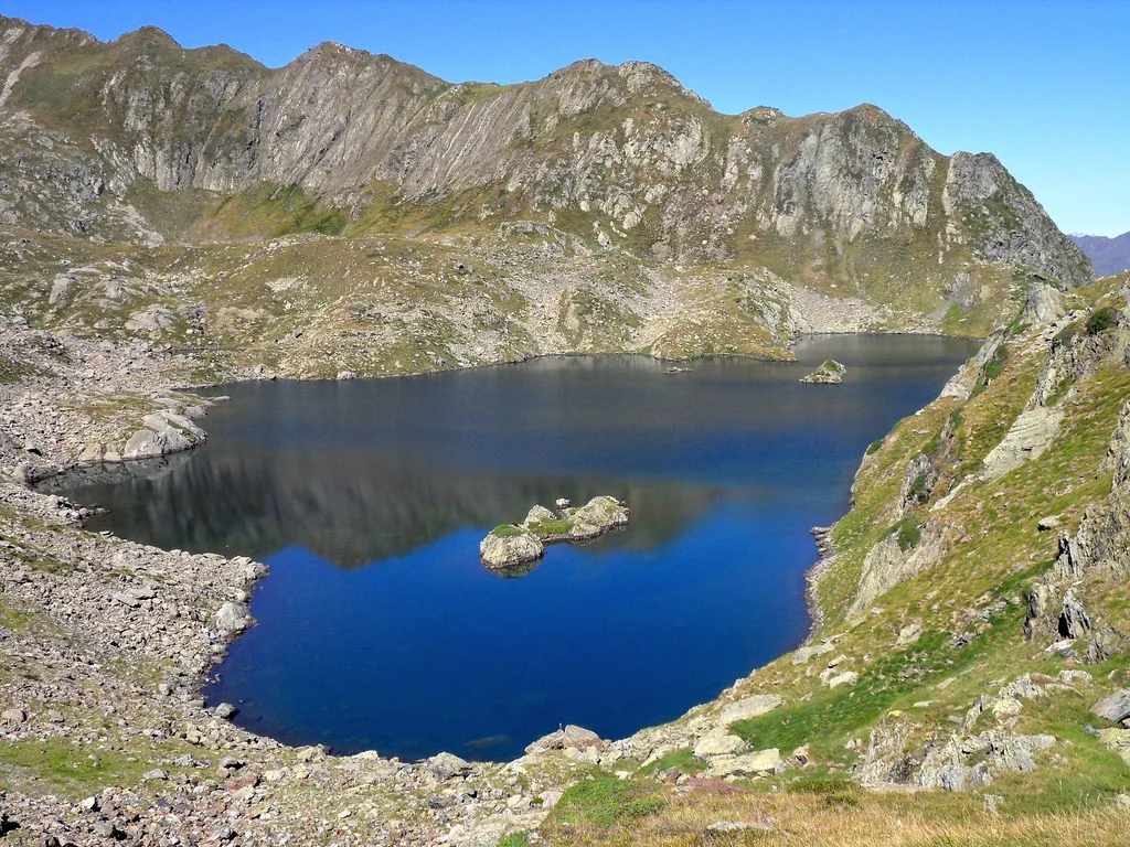 Lac de la Montagnette, France