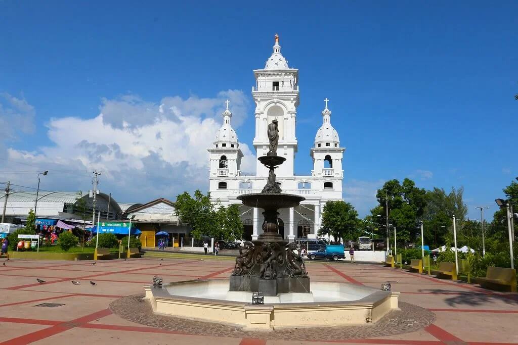 Iglesia Santa Lucía, Salvador