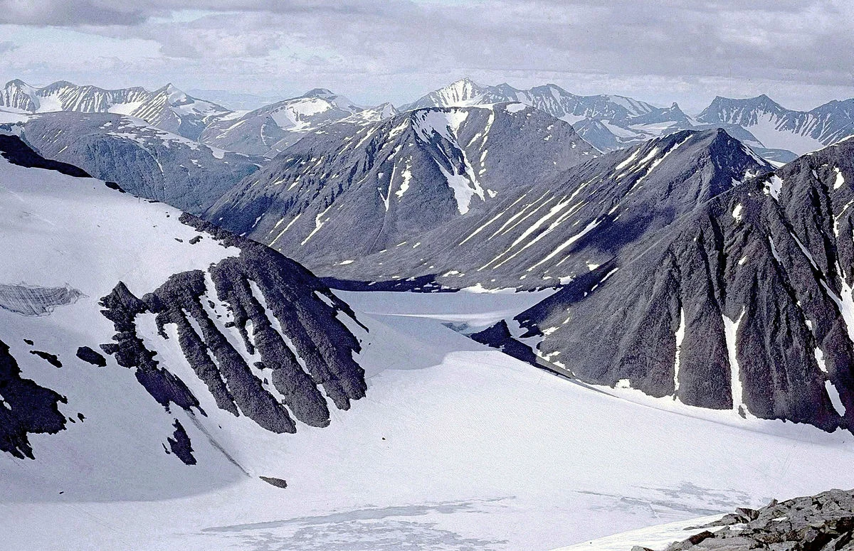 Sarektjakka, Suède