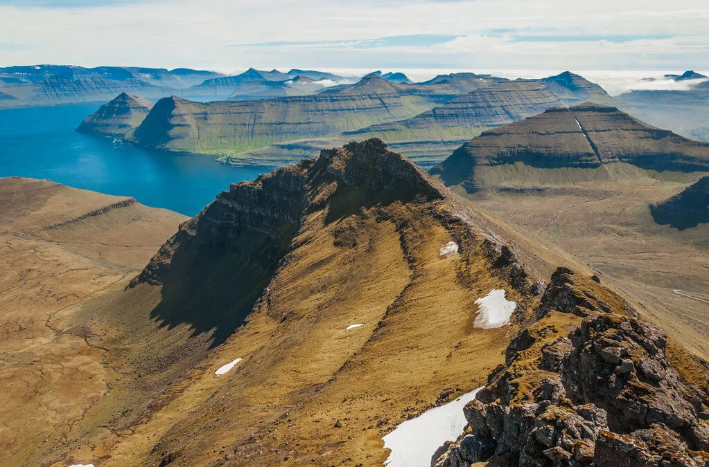 Slættaratindur, Îles Féroé