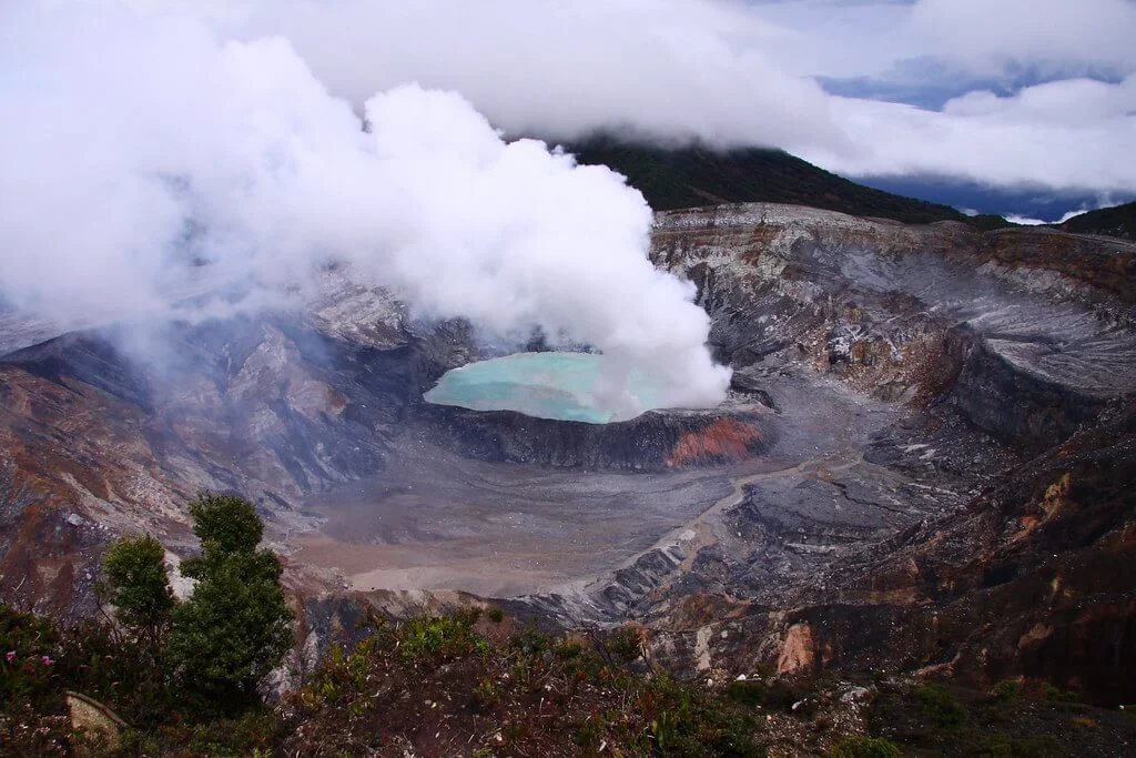 Laguna Caliente, Costa Rica