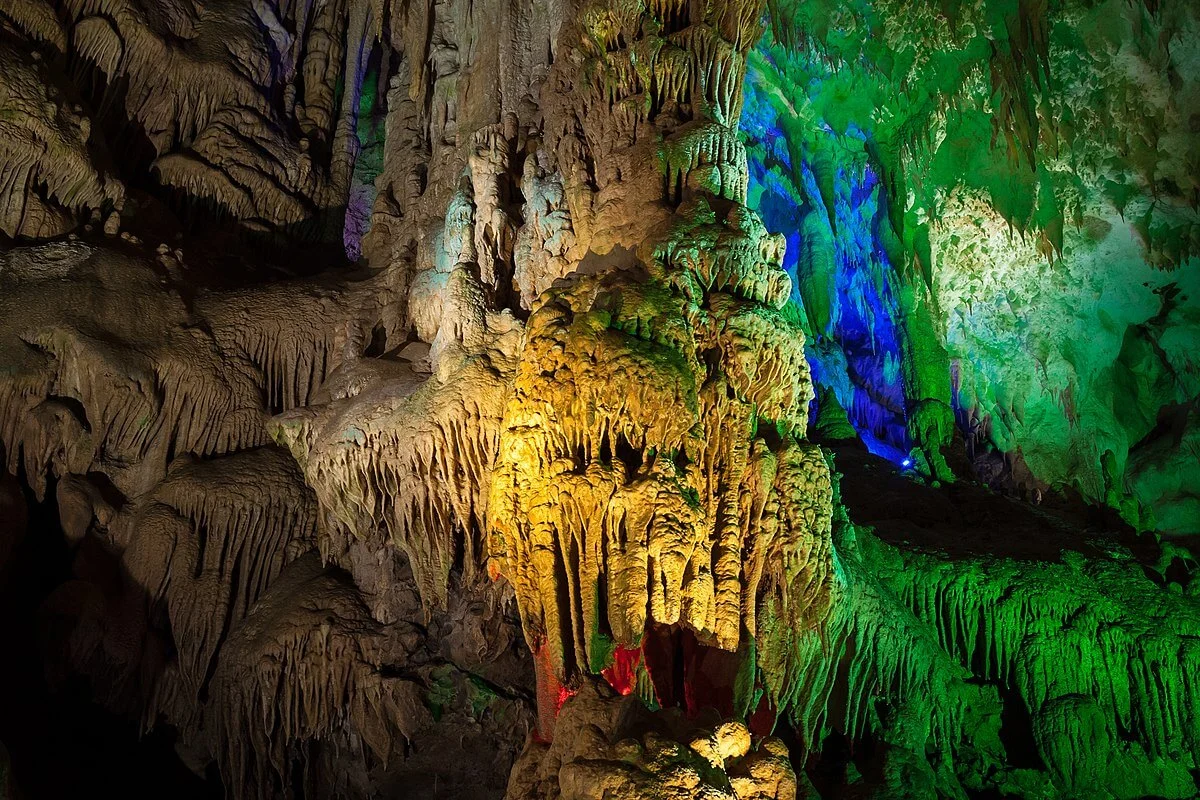 Grotte de Prométhée, Géorgie
