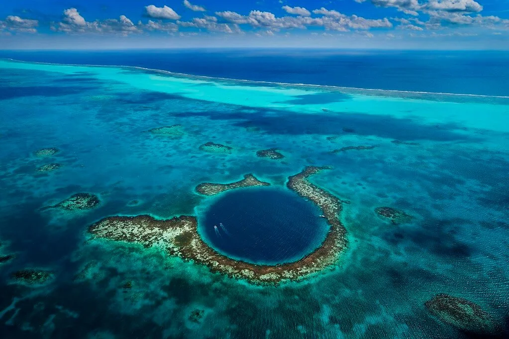 Grand Trou Bleu, Belize