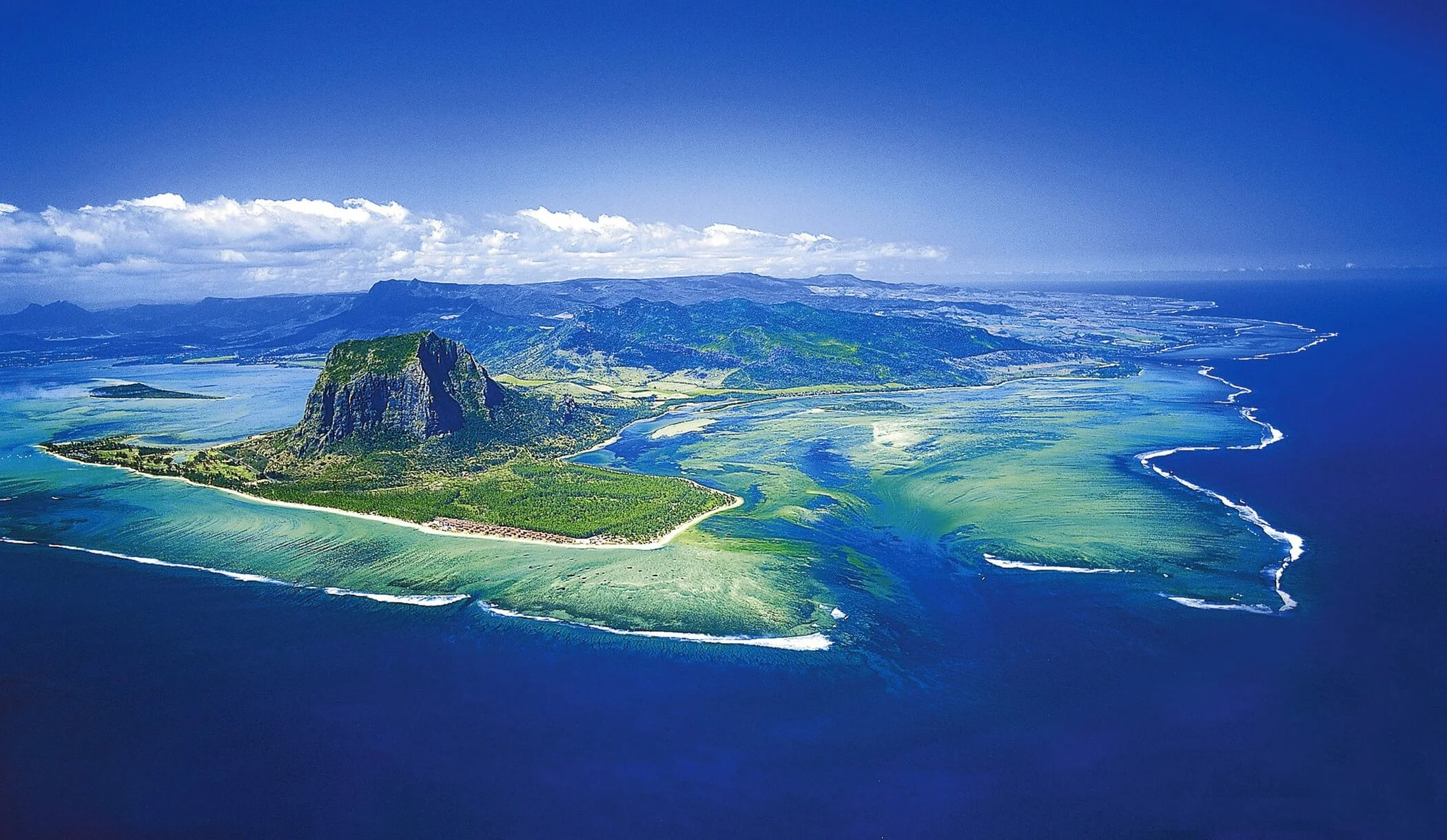 Underwater Waterfall, Maurice