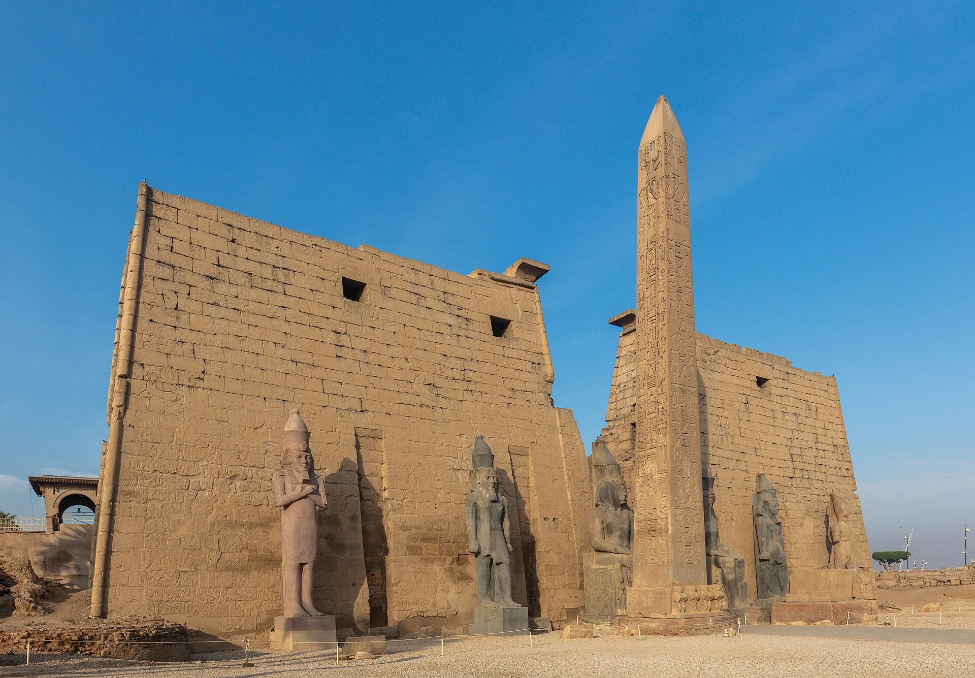 Temple d'Amon (Louxor), Égypte